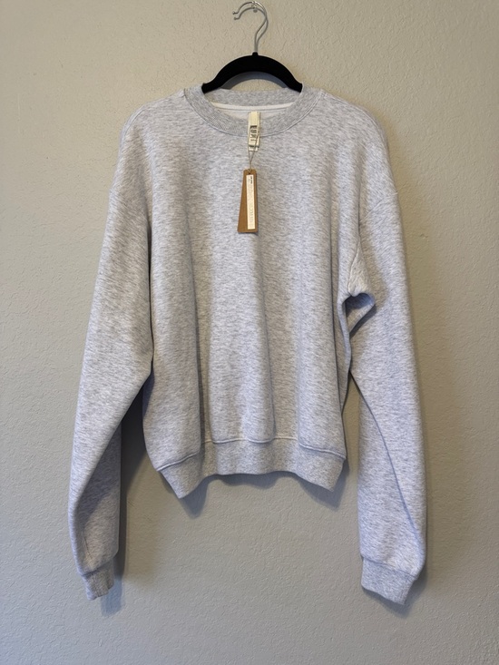 SKIMS Tops - SKIMS Crewneck Sweatshirt in Light Heather Gray